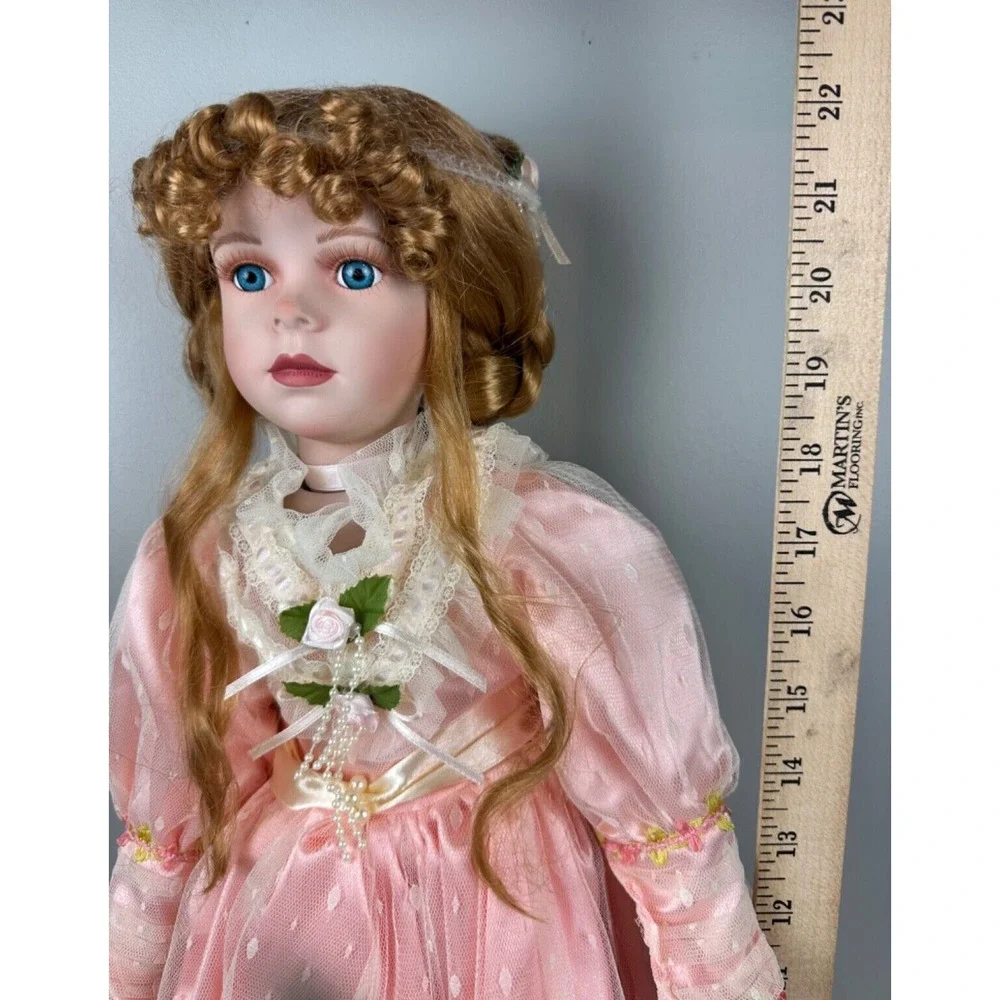 Vintage Morning International Doll Crafter 22